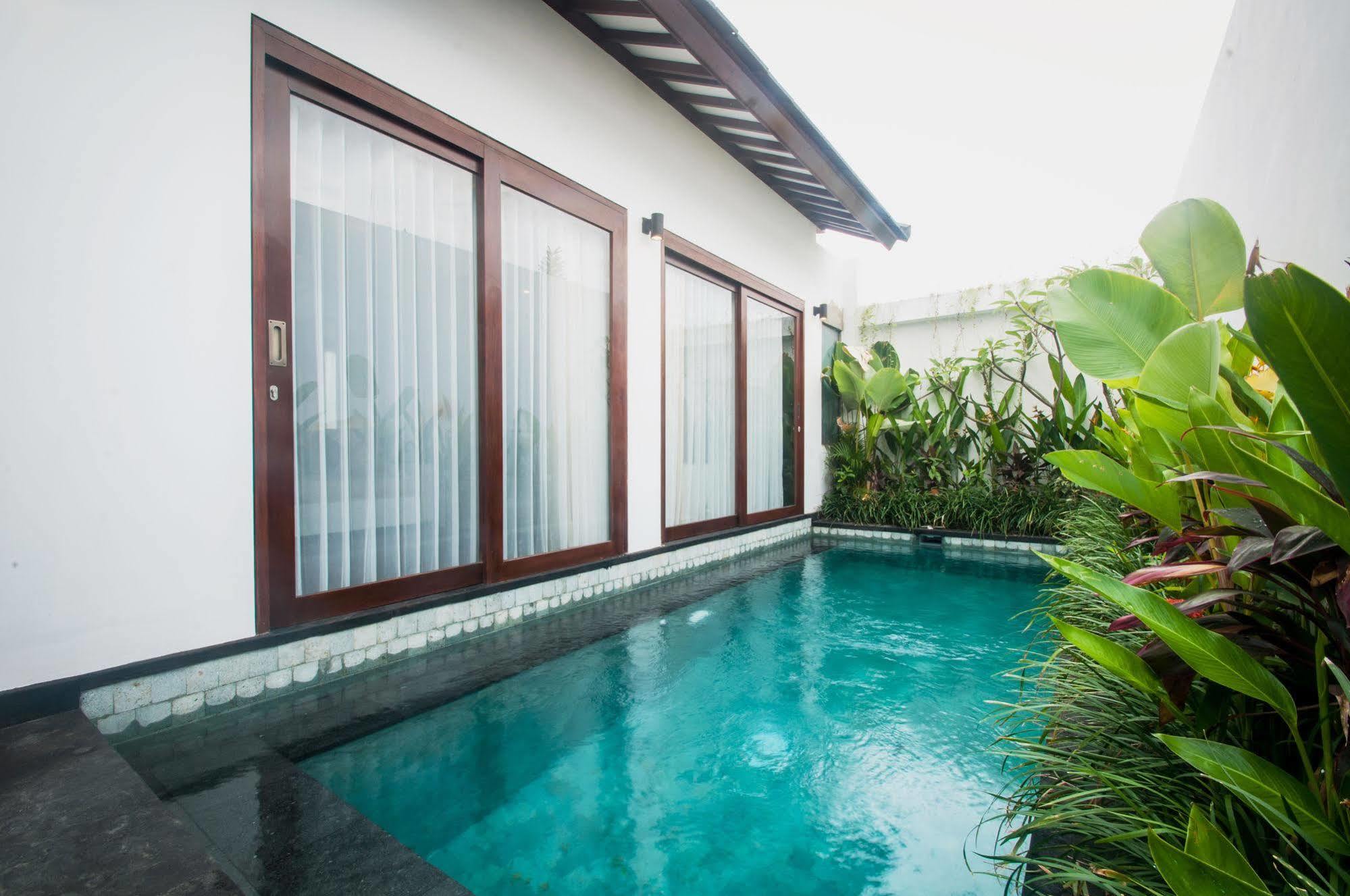 Anari Villas Kuta Легіан Екстер'єр фото
