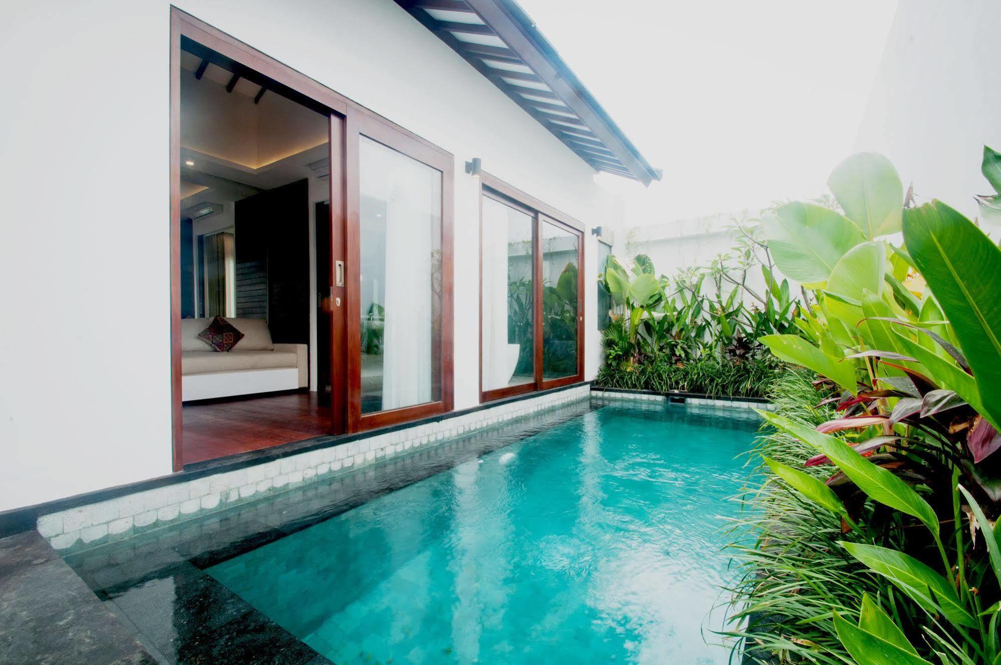 Anari Villas Kuta Легіан Екстер'єр фото